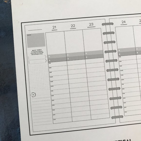 Happy Planner Big - It's a Perfect Day to Start Vertical Hourly 2022 - Picture 16 of 16